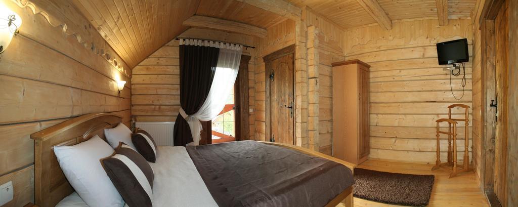 Bozhena Hotel Mykulychyn Ngoại thất bức ảnh